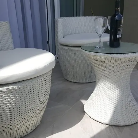The Edge Apartament Buġibba